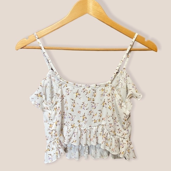 GARAGE Floral Frilly Crop Top - Picture 6 of 8